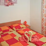 2 Bedroom Beautiful In Biograd Daire Biograd Na Moru
