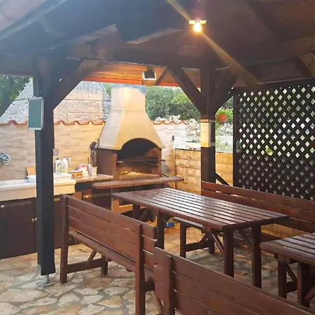 2 Bedroom Beautiful In Biograd