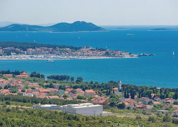 Apartment 2 Bedroom Gorgeous In Biograd