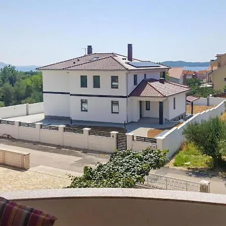 Stunning In Biograd With Wi-fi *