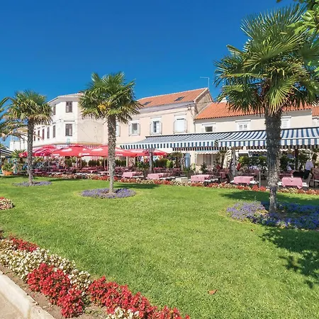 Stunning In Biograd With Wi-fi